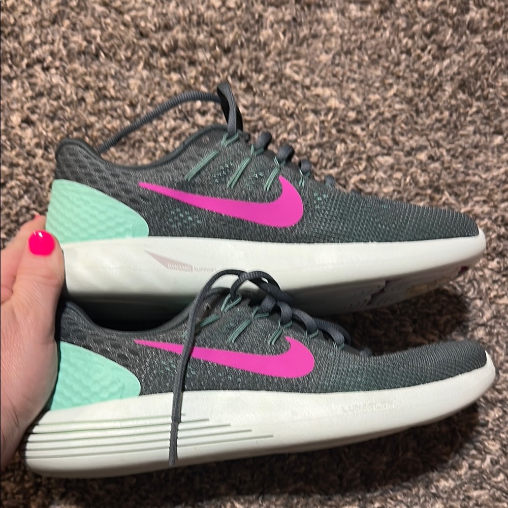 Nike Teal and Pink Sneakers with Cushioned Soles - Picture 4 of 6